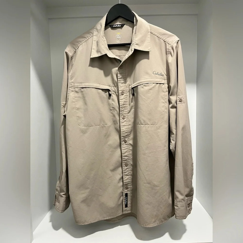 CABELA'S tan Insect Defense UV Protection Caped Back mens size large button down